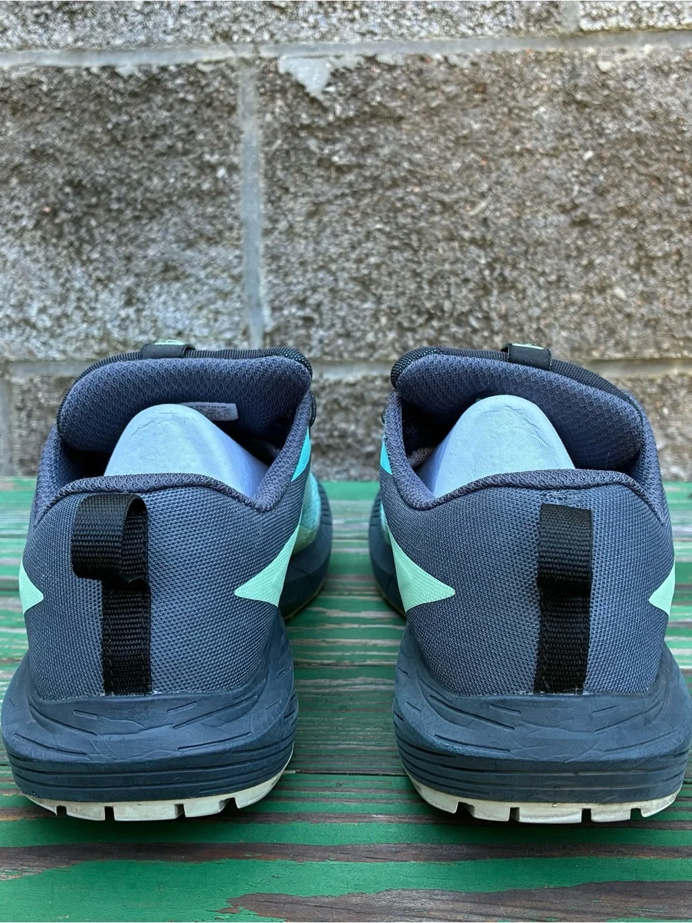 Salomon Womens Sense Ride 5 GTX Sneakers Sz 8 Trail Running Shoes Turquoise
